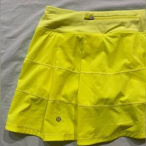 SOLD lululemon yellow pace rival skirt
